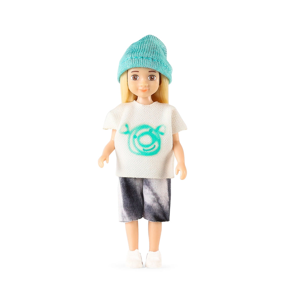 Lundby Dockhusdocka med tre frisyrer & olika kläder