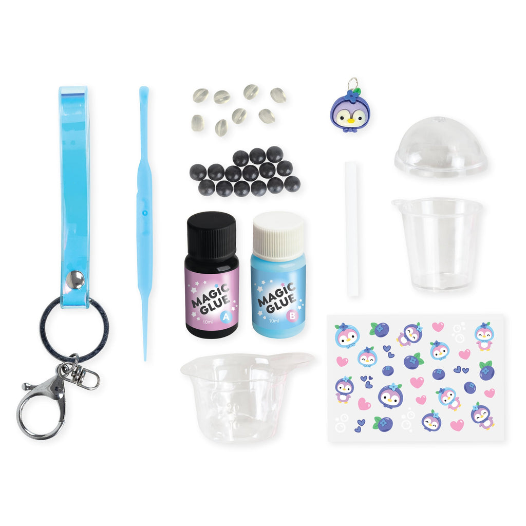 Tiger Tribe Pysselbox Bag Charm Blueberry Bubble Tea – bild 4