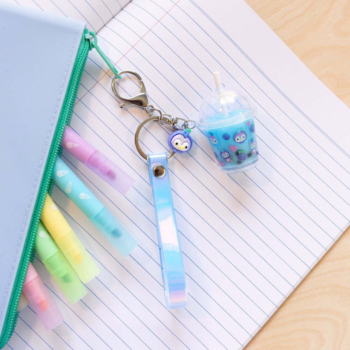 Tiger Tribe Pysselbox Bag Charm Blueberry Bubble Tea – bild 6