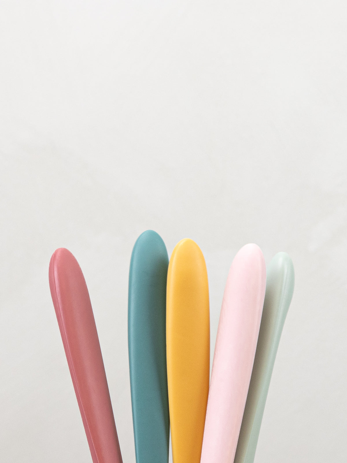 Lily & Lo Mjuk Matningssked Blandade färger (5-pack)