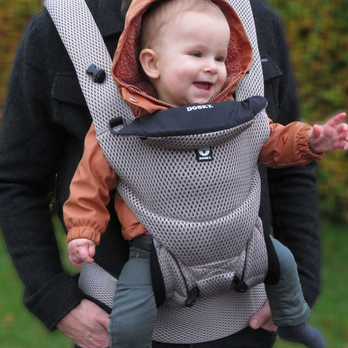 Dooky Bärsele Urban Comfort Grey Sapphire (3,5-15kg)