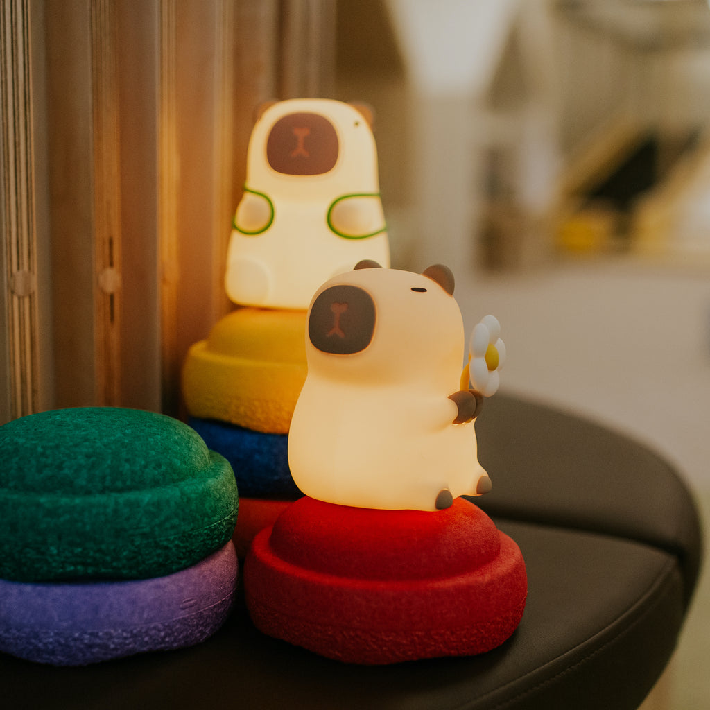 Mary's LED-Nattlampa Capybara Florist (USB-laddning)