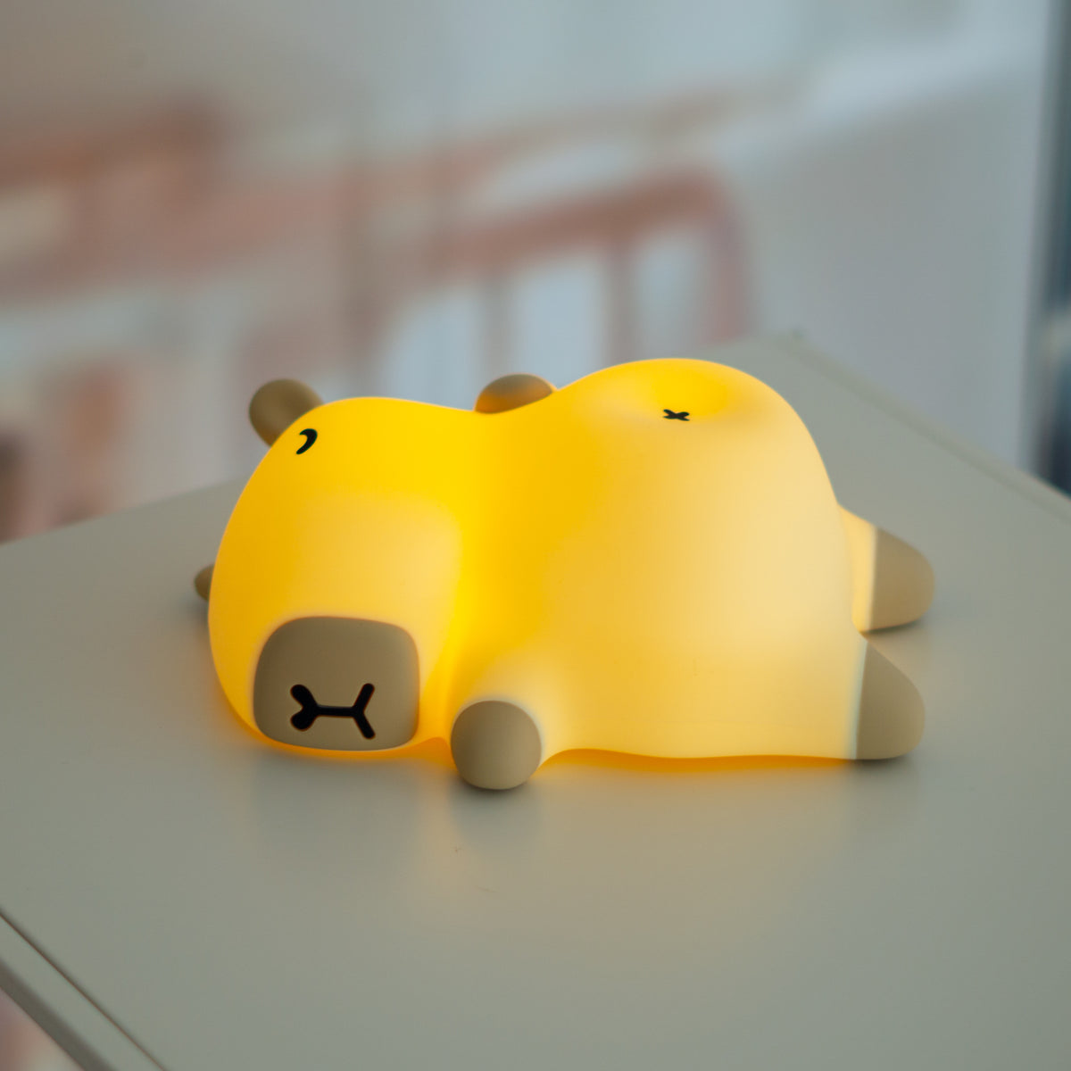 Mary's LED-Nattlampa Snarkande Kapybara (USB-laddning)